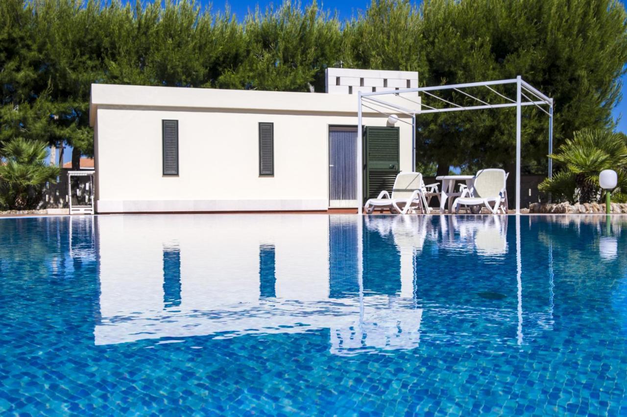 Villa Lamandia Monopoli Exteriör bild